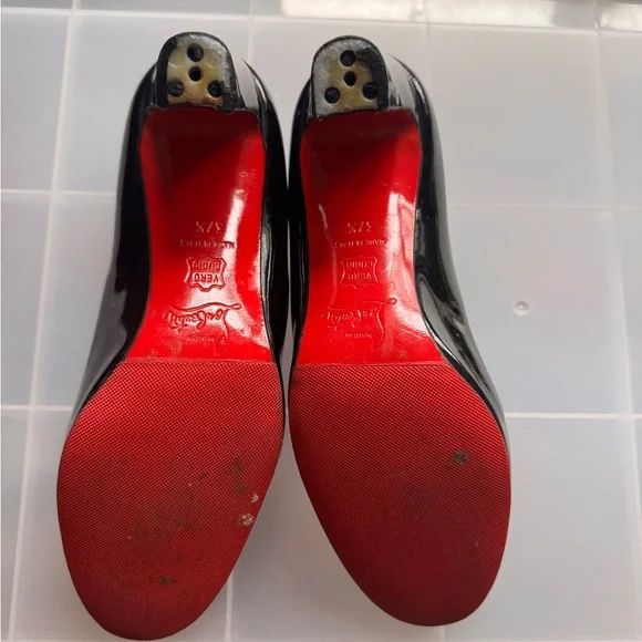 Classic Christian Louboutin patent leather pumps - Picture 4 of 5